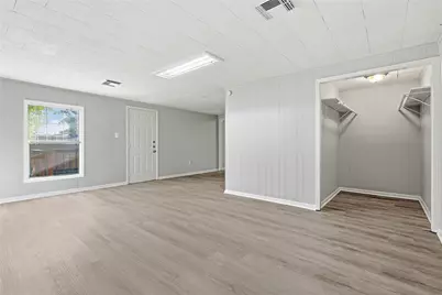 207 Farrer Street, Angleton, TX 77515 - Photo 15