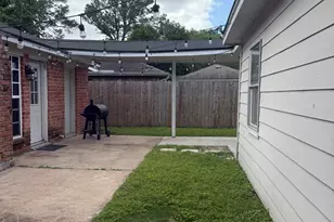 11207 Broadsweep Dr Dr, Houston, TX 77064 - Photo 13