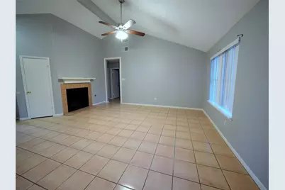 2812 Pickett Drive, League City, TX 77573 - Photo 7