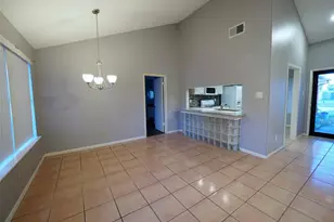 2812 Pickett Dr, League City, TX 77573 - Photo 9