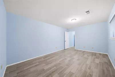 11711 Roos Rd Road, Houston, TX 77072 - Photo 11
