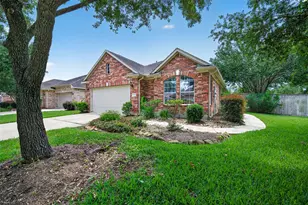 1308 Modena Dr, Pearland, TX 77581 - Photo 3