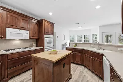 20407 Deer Run Road, Damon, TX 77430 - Photo 3