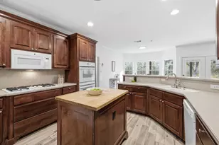 20407 Deer Run Rd, Damon, TX 77430 - Photo 3