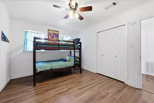 711 S 6th St, Nederland, TX 77627 - Photo 17