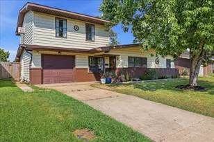 711 S 6th St, Nederland, TX 77627 - Photo 1
