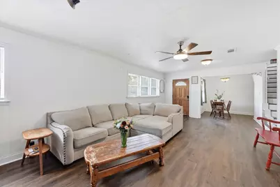 711 S 6th Street, Nederland, TX 77627 - Photo 5