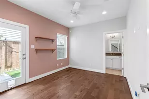 8320 Vista Bella Ln, Houston, TX 77055 - Photo 5