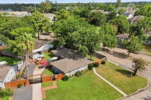 1704 Nina Lee Ln, Houston, TX 77018 - Photo 29