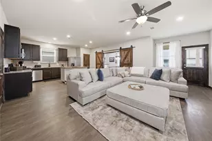 13620 Collier Park Ln, Willis, TX 77378 - Photo 5
