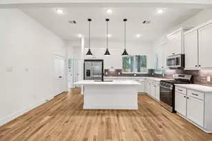 26273 E Outrider Banks Cir, Montgomery, TX 77316 - Photo 5