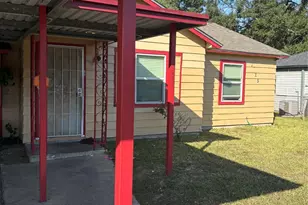 7625 W Knoll St, Houston, TX 77028 - Photo 3