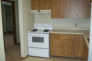 1915 N Spring St, New Ulm, MN 56073 - Photo 9