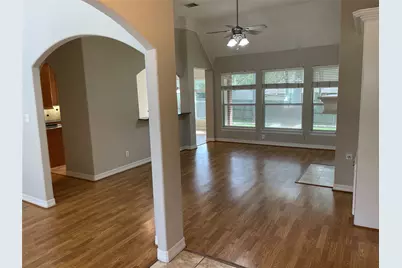 15480 Constellation Circle W, Willis, TX 77318 - Photo 3