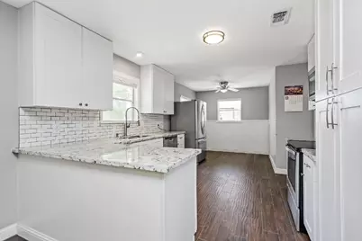 1719 Longhorn Drive, Houston, TX 77080 - Photo 17
