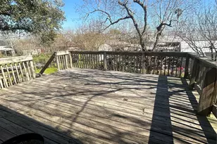 1312 N Avenue R, Freeport, TX 77541 - Photo 7