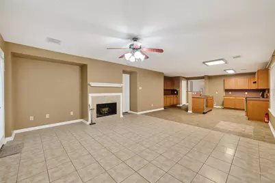 9219 Pinderfield Ct, Houston, TX 77083 - Photo 11