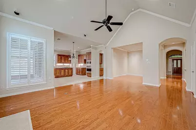 7206 Spring Meadow Lane, Katy, TX 77494 - Photo 15