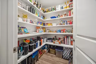 1904 Chimney Rock Rd, Houston, TX 77056 - Photo 13