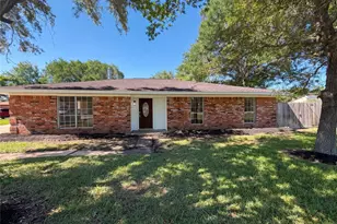5917 Raza Rd, Pearland, TX 77584 - Photo 1