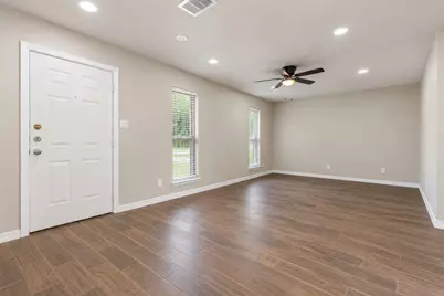 4705 Pine Street, Pasadena, TX 77586 - Photo 5