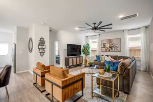 10477 Pineland Dr, Willis, TX 77378 - Photo 7