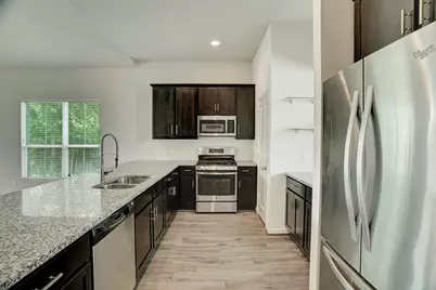 3413 Omega Street, Houston, TX 77022 - Photo 5