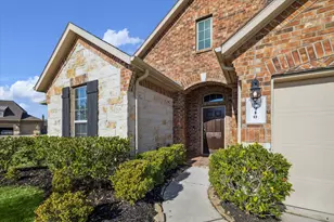 9910 Indian Rill Ct, Tomball, TX 77375 - Photo 3