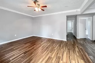 6347 Limestone St, Houston, TX 77092 - Photo 5