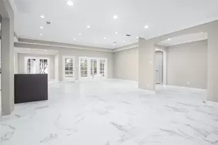 10710 Russett Dr, Houston, TX 77042 - Photo 19