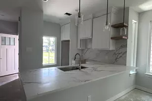113 Capetown, Montgomery, TX 77356 - Photo 5
