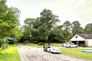 310 Ogletree St, Livingston, TX 77351 - Photo 3