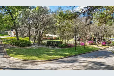 1923 Fairway Drive, Huntsville, TX 77340 - Photo 3