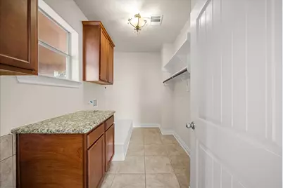 5230 Lagoon Court, Bacliff, TX 77518 - Photo 23