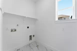 1424 W 34th 1/2 St, Houston, TX 77018 - Photo 13