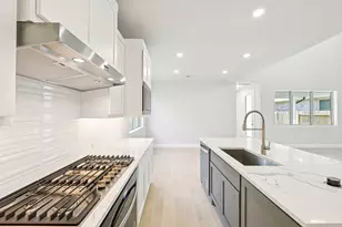 13054 Brookwood Bnd Ln, Conroe, TX 77302 - Photo 15