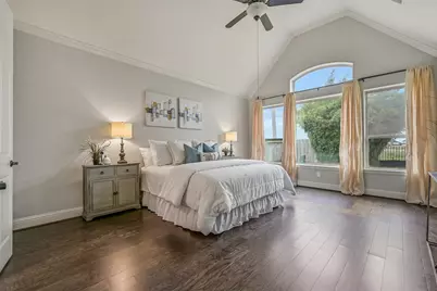 1640 Longwood Glen Lane, Friendswood, TX 77546 - Photo 21