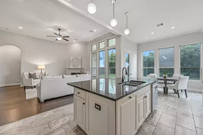 1640 Longwood Glen Lane, Friendswood, TX 77546 - Photo 17
