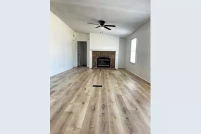 219 Blinkin Avenue, Crosby, TX 77532 - Photo 15