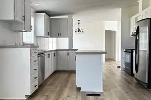 219 Blinkin Ave, Crosby, TX 77532 - Photo 7