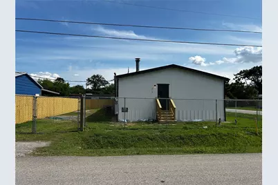 219 Blinkin Avenue, Crosby, TX 77532 - Photo 3