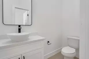 5642 Hirondel St, Houston, TX 77033 - Photo 17