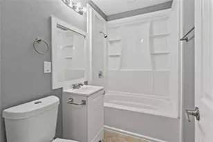 1717 W 4th St, Freeport, TX 77541 - Photo 7