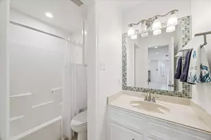 270 Isles End Rd, Tiki Island, TX 77554 - Photo 21