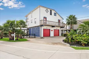 270 Isles End Rd, Tiki Island, TX 77554 - Photo 3