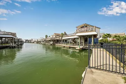 270 Isles End Road, Tiki Island, TX 77554 - Photo 31