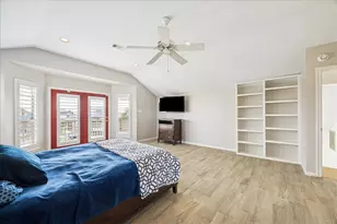 270 Isles End Rd, Tiki Island, TX 77554 - Photo 15