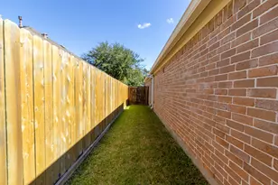 435 Sandstone Creek Ln, Dickinson, TX 77539 - Photo 29