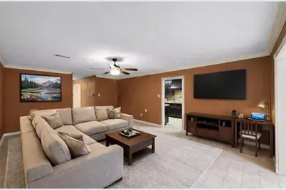 5720 Townhouse Lane, Beaumont, TX 77707 - Photo 17