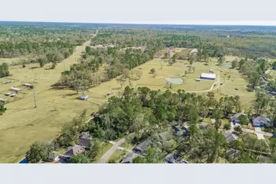 26 Holly Springs Dr, Conroe, TX 77302 - Photo 31